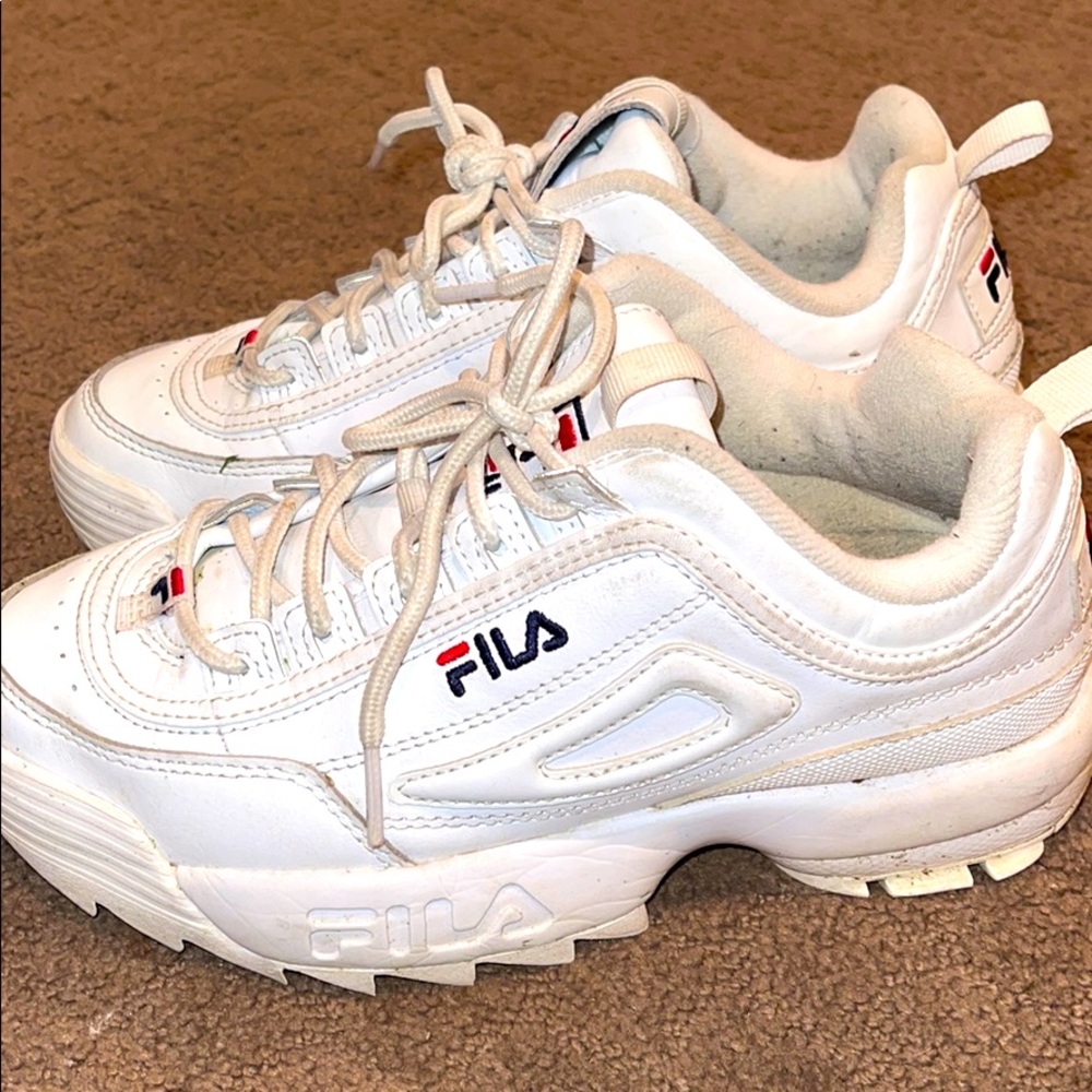 Filas - Picture 2 of 2